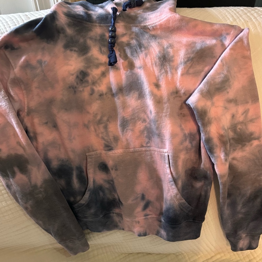 WARM & COZY LIFESTYLE tie dye hoodie